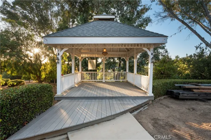 Gazebo

