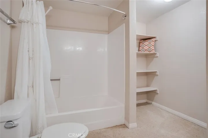 Downstairs/JADU bathroom