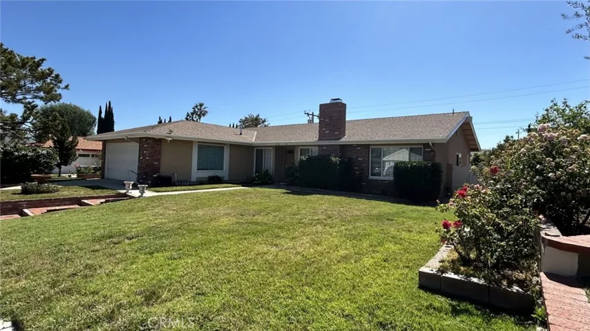 2721 N Woodrow Avenue, Simi Valley, California 93065