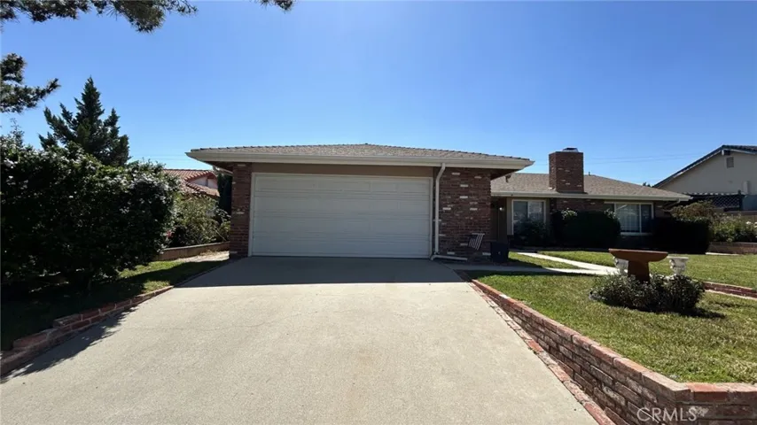 2721 N Woodrow Avenue, Simi Valley, California 93065