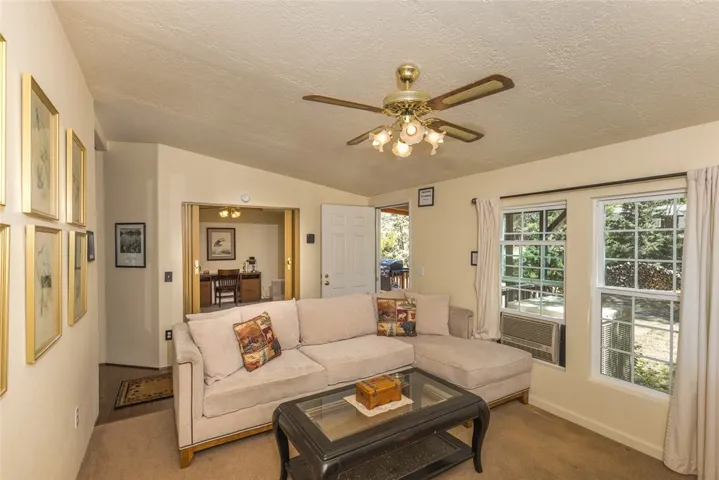 5257 Crystal Aire Drive, Mariposa, California 95338