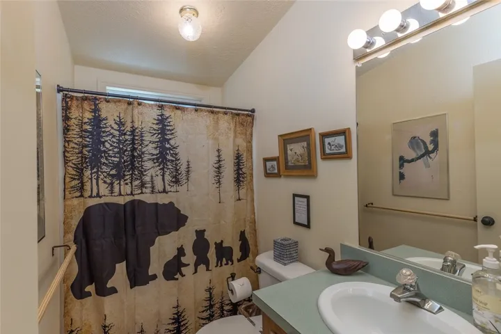 5257 Crystal Aire Drive, Mariposa, California 95338