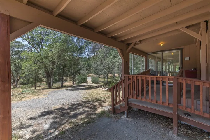 5257 Crystal Aire Drive, Mariposa, California 95338
