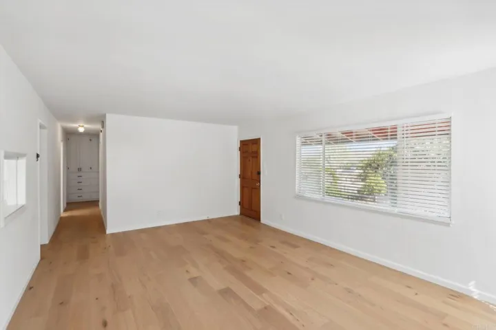 740 Iowa Street, Fallbrook, California 92028