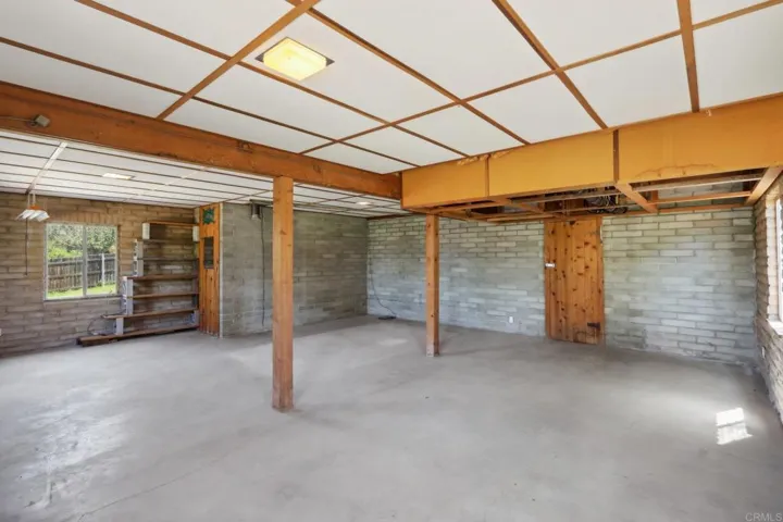 740 Iowa Street, Fallbrook, California 92028
