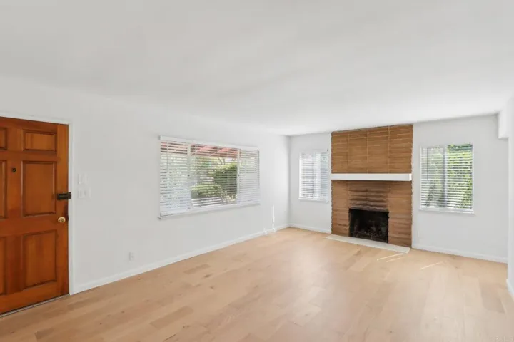 740 Iowa Street, Fallbrook, California 92028