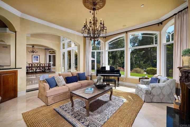 17487 Calle Mayor, Rancho Santa Fe, California 92067
