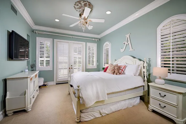 17487 Calle Mayor, Rancho Santa Fe, California 92067
