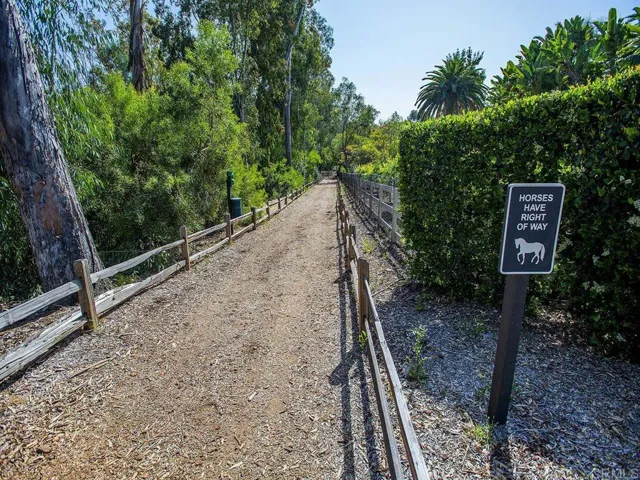 17487 Calle Mayor, Rancho Santa Fe, California 92067