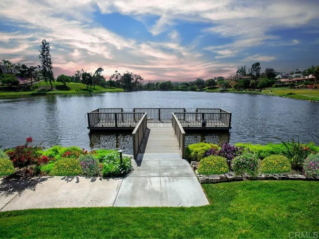 17487 Calle Mayor, Rancho Santa Fe, California 92067