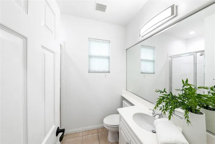 Guest wing 3/4 bath