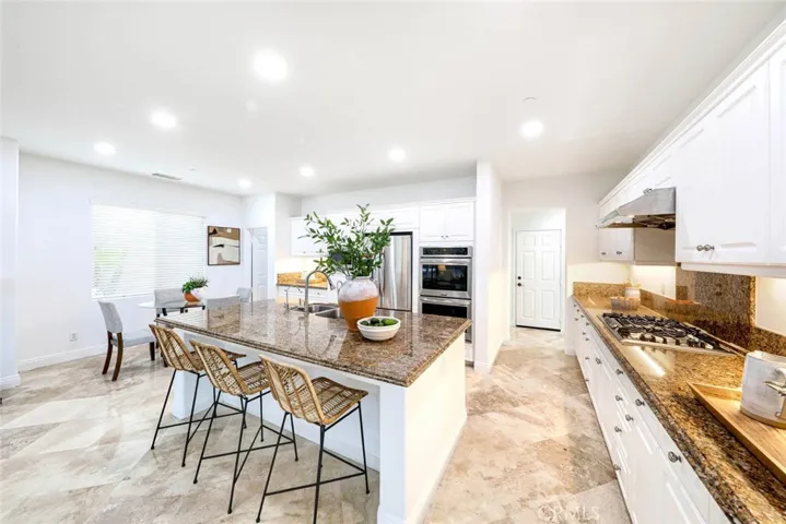 Center island with breakfast bar