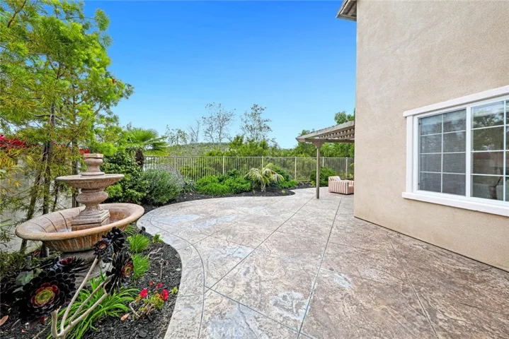 Wrap around yard