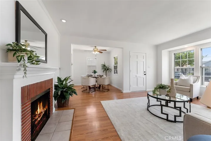 4927 W 121st Street, Hawthorne, California 90250