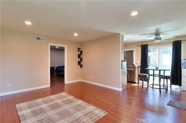 23230 Orange Avenue 3, Lake Forest, California 92630