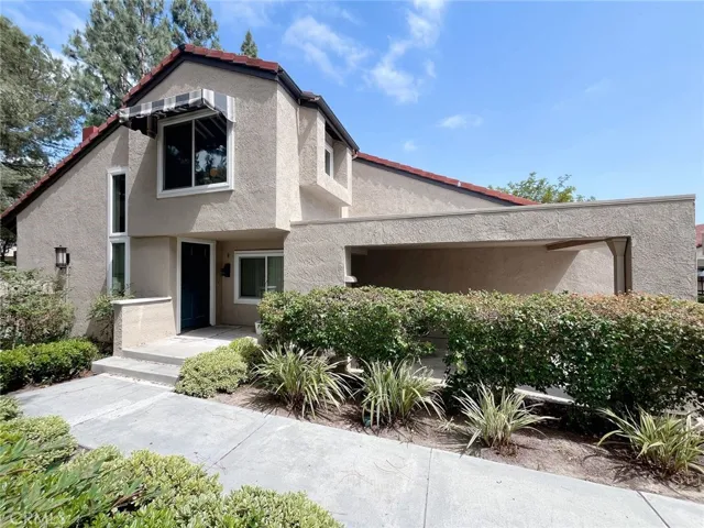 42 Stanford Court 21, Irvine, California 92612