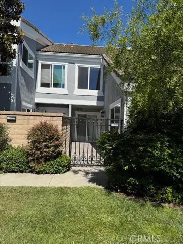 16092 Bonaire Circle, Huntington Beach, California 92649