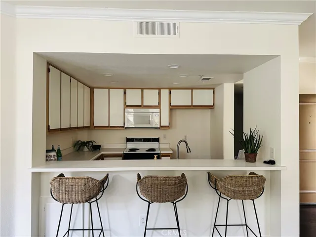 129 Gallery Way, Tustin, California 92782