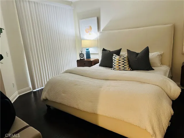 129 Gallery Way, Tustin, California 92782