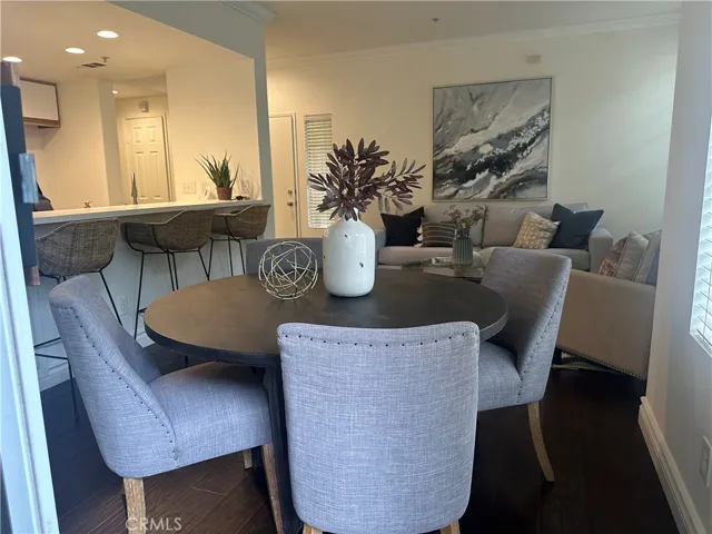 129 Gallery Way, Tustin, California 92782