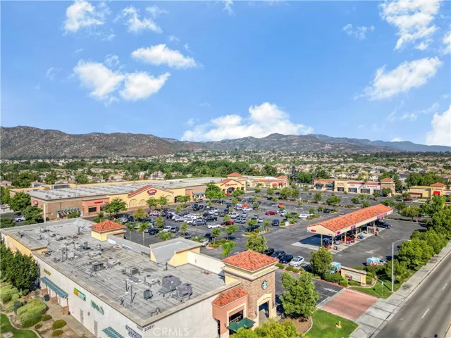 Nearby Shopping