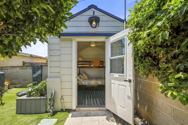 1430 Missouri Street, San Diego, California 92109