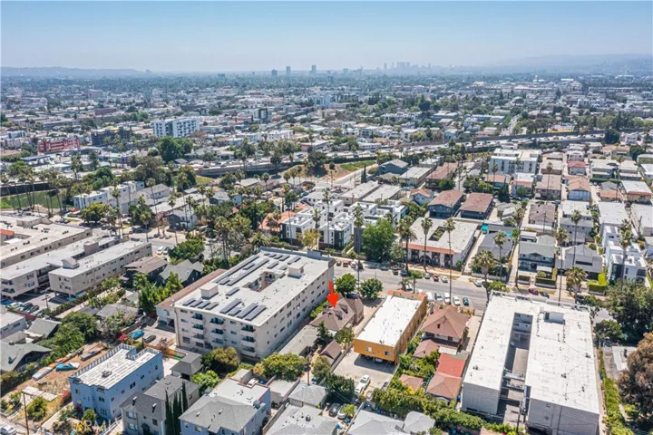 852 N Mariposa Avenue, Los Angeles, California 90029
