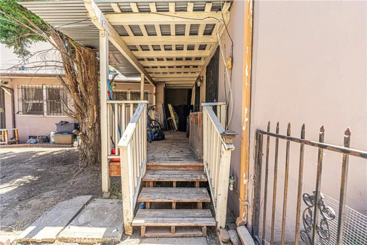 852 N Mariposa Avenue, Los Angeles, California 90029