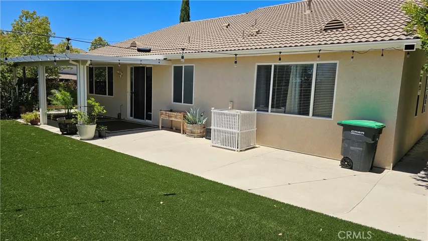 35544 Country Park Drive, Wildomar, California 92595