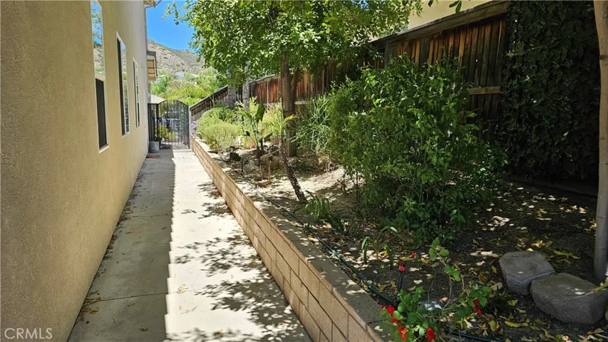 35544 Country Park Drive, Wildomar, California 92595