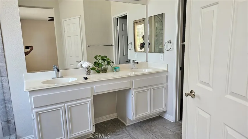 35544 Country Park Drive, Wildomar, California 92595