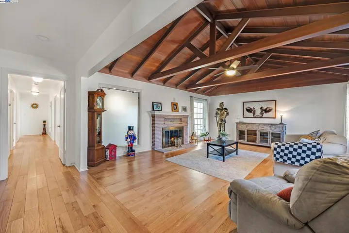 777 Juana Ave, San Leandro, California 94577