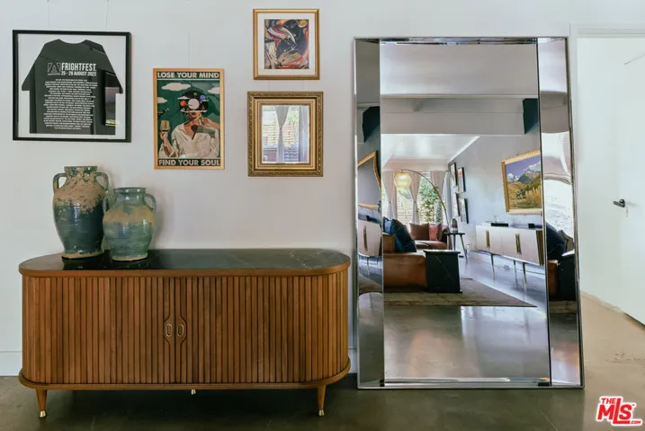 7211 Chelan Way, Los Angeles, California 90068