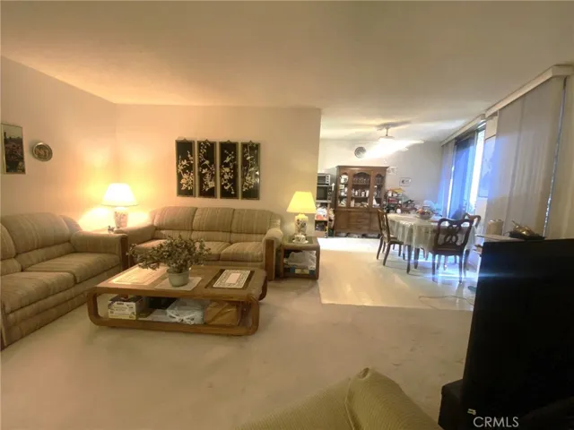 514 S Harvard Boulevard 208, Los Angeles, California 90020