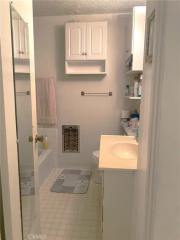 514 S Harvard Boulevard 208, Los Angeles, California 90020