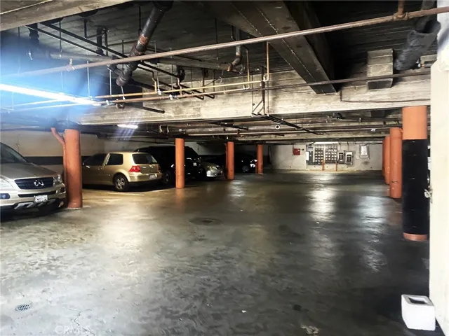 514 S Harvard Boulevard 208, Los Angeles, California 90020