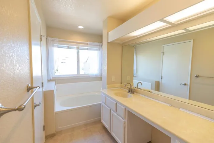72 Duttonwood Lane, Milpitas, California 95035