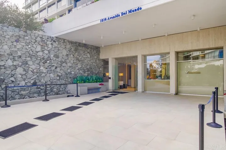 1810 Avenida Del Mundo 1506, Coronado, California 92118