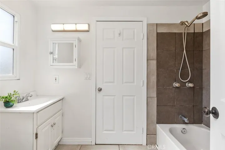 1517 Grand, Pomona, California 91766