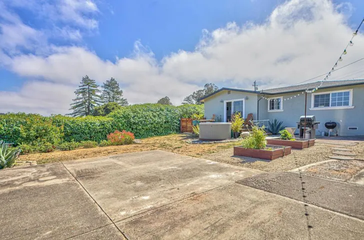 9450 Pollock Lane, Salinas, California 93907