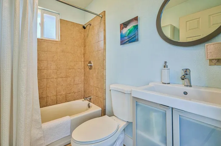 9450 Pollock Lane, Salinas, California 93907