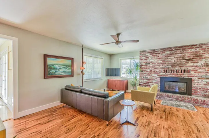 9450 Pollock Lane, Salinas, California 93907