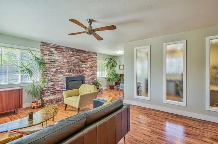 9450 Pollock Lane, Salinas, California 93907