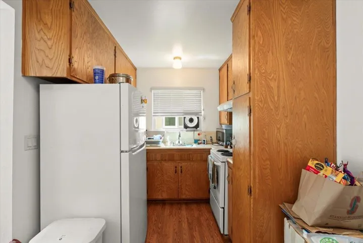 4211 Mckellar Lane, Palo Alto, California 94306