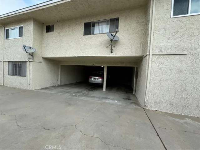 Parking 2758 Orange Ave Torrance