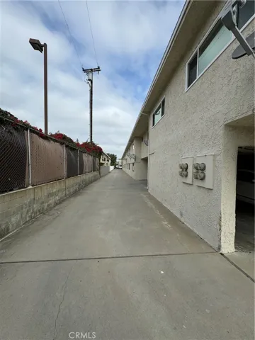 Driveway 2758 Orange Ave Torrance