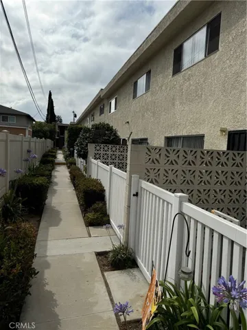 Private Patios 2758 Orange Ave Torrance