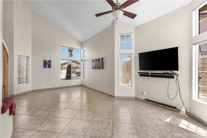 3248 Carnation Street, Rosamond, California 93560