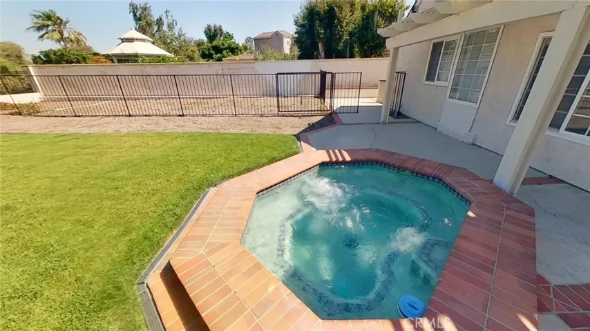 5102 Via Estancia, Yorba Linda, California 92887