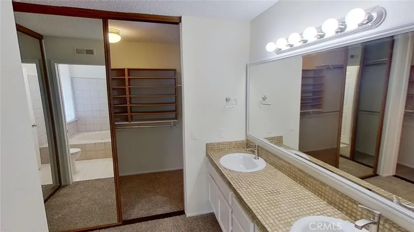 5102 Via Estancia, Yorba Linda, California 92887